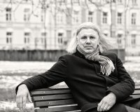 Gimę Vasario 16-ąją