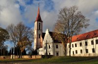 Bažnyčia ir vienuolynas - Kretinga