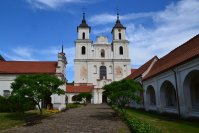 Tytuvėnų bažnyčios ir vienuolyno ansamblis